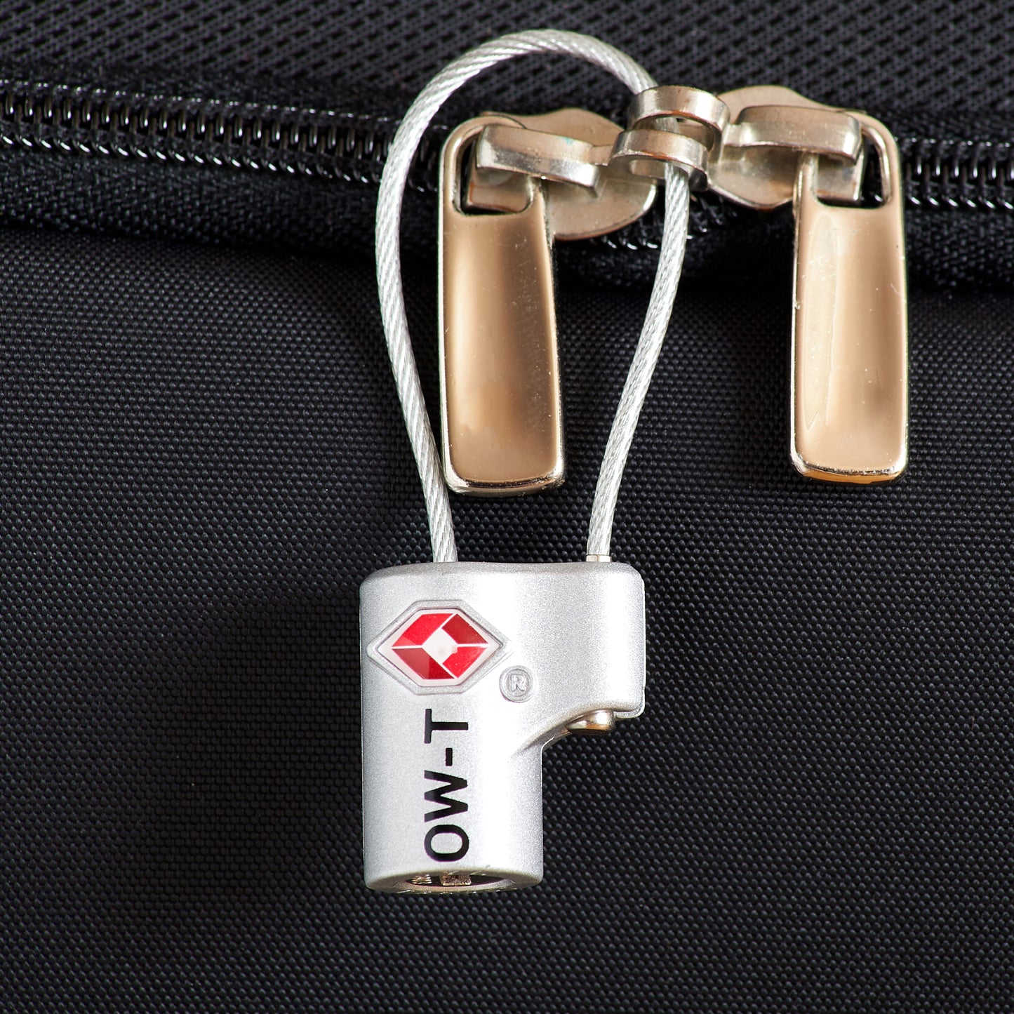 TSA luggage locks. Small silver key cable padlocks for suitcases