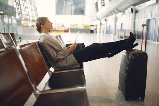 What to Write on your Luggage Tag?