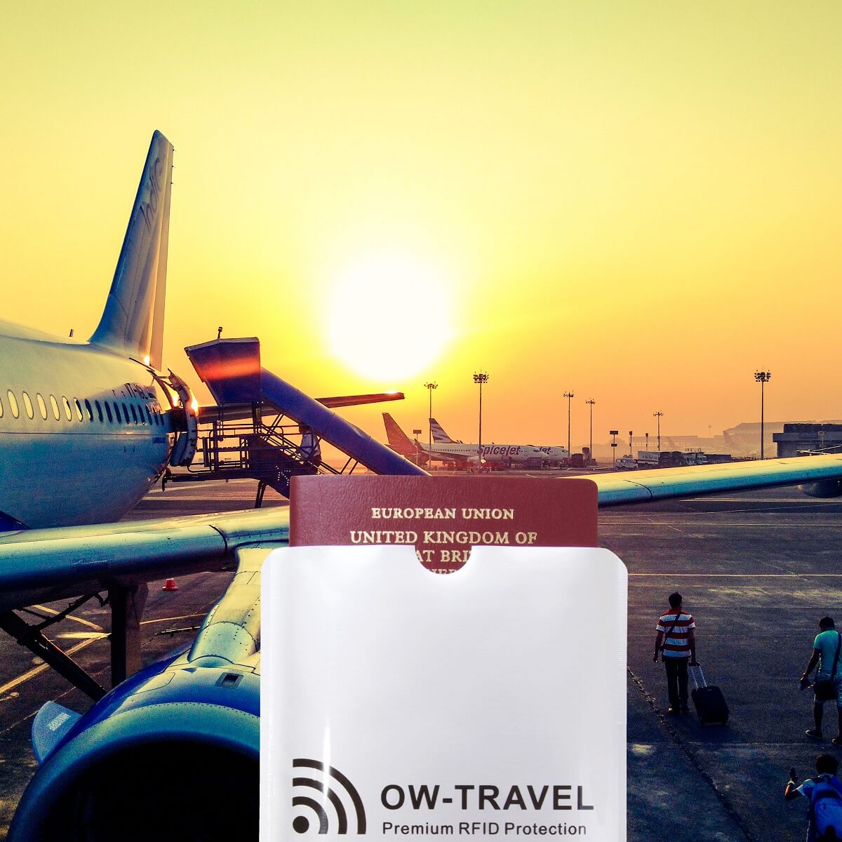 ✅ TÜV APPROVED RFID & NFC Blocking Credit Card Wallet+ Passport Protector Sleeves - Identity Theft Protection for Contactless Cards - One-Wear